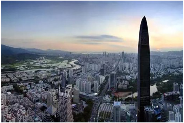 深圳京基100大厦：两个300吨铅块阻尼器